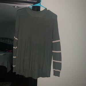 American Eagle long sleeve sweater